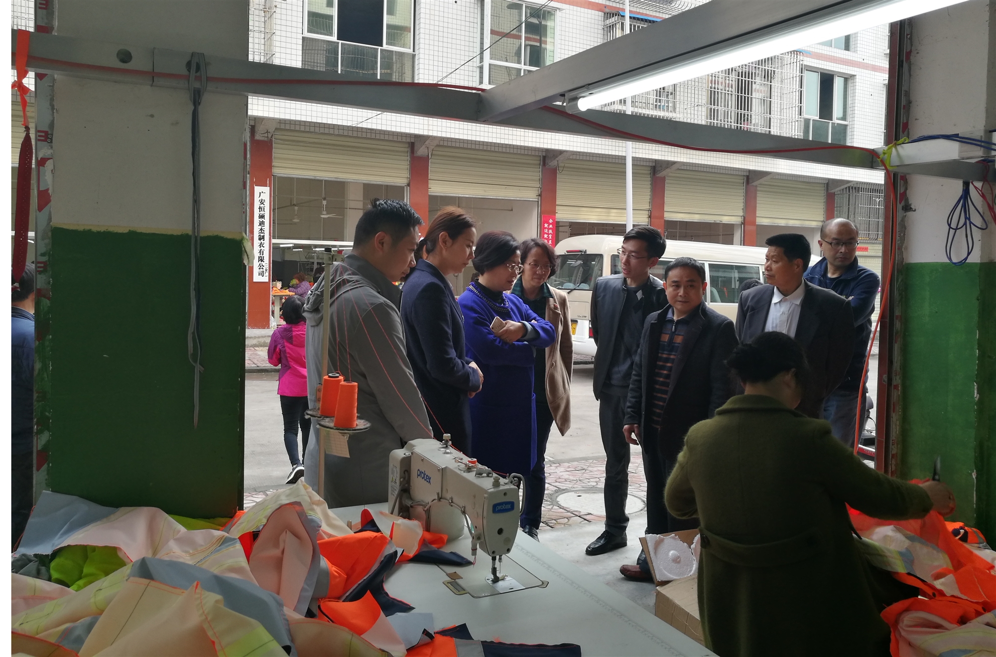 广安外出人口_广安职业技术学院(3)