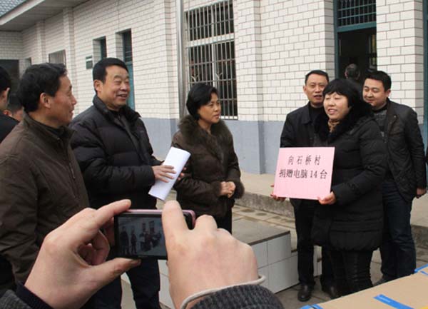 省人口计生委姚义贤_省人口计生委主任姚义贤同志接受四川省人民政府网站专(2)