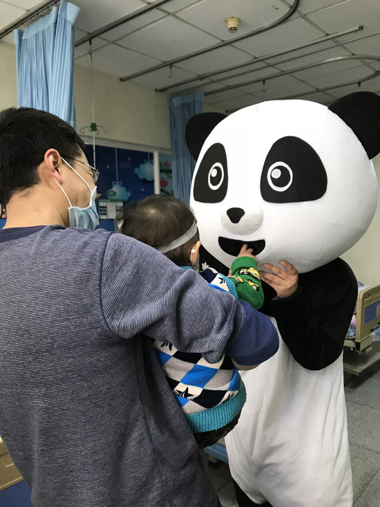 熊猫人口罩_熊猫人表情包戴口罩